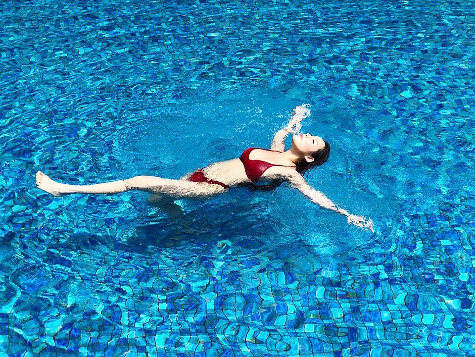 "Bông hoa cảnh sát đẹp nhất Hàn Quốc" tập "tạp" để khỏe đẹp khi đến tuổi lão hóa - 8