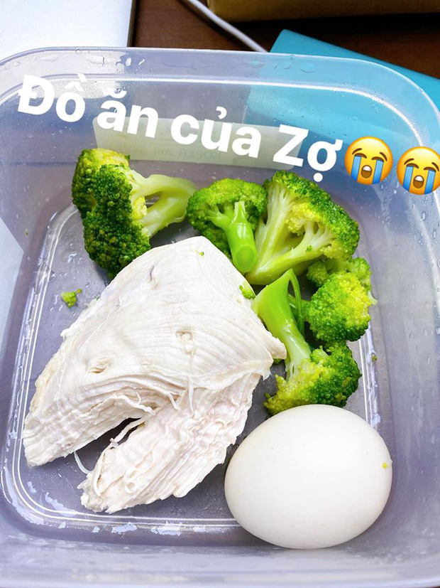 Gây hoang mang vì cặp chân trơ xương, Nhã Phương lại gây sốc vì khẩu phần ăn "nghèo" - 3