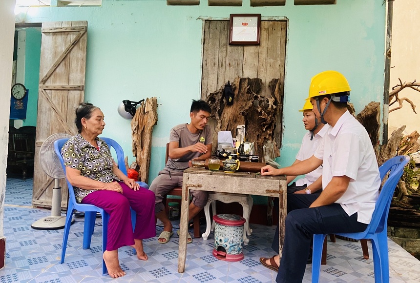 Tin tức 24h qua: Một loạt lãnh đạo Cty điện lực bị đề xuất cách chức vì sự cố gần 90 triệu tiền điện/tháng - 1