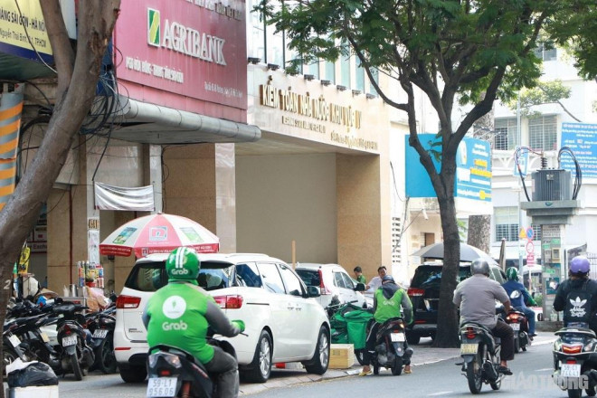 Vỉa hè Sài Gòn ra sao từ khi ông Đoàn Ngọc Hải thôi xuống đường? - 4