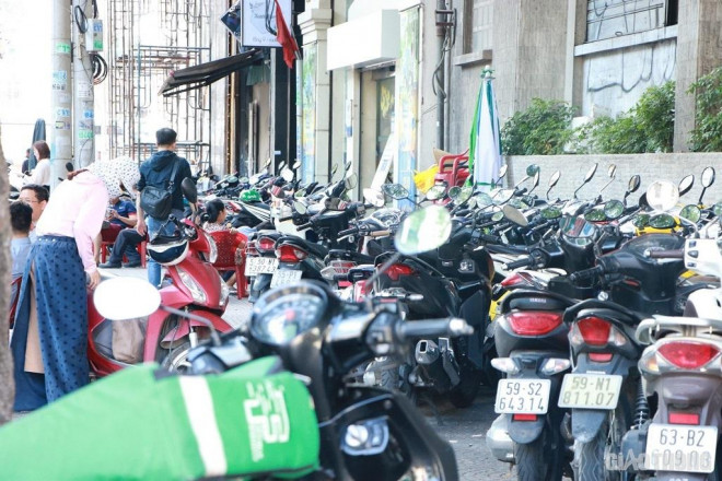 Vỉa hè Sài Gòn ra sao từ khi ông Đoàn Ngọc Hải thôi xuống đường? - 6