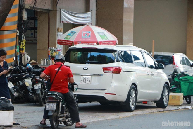 Vỉa hè Sài Gòn ra sao từ khi ông Đoàn Ngọc Hải thôi xuống đường? - 9