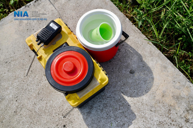 "Đột nhập" khu bay Nội Bài trong cái nắng nóng cực điểm hơn 62 độ C - 21