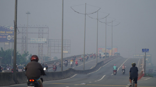 Bất ngờ về bầu trời ở TP HCM vào sáng 29/6 - 2