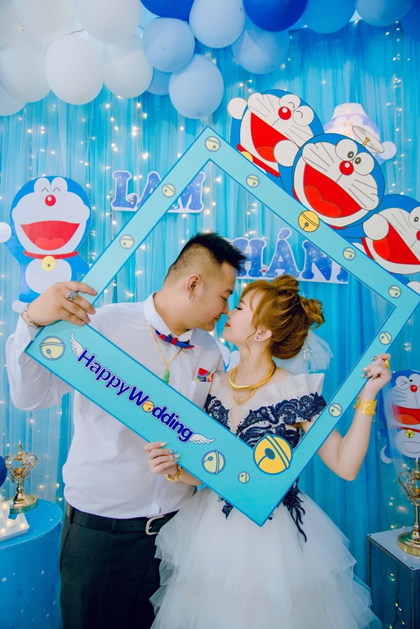 Clip: Cô dâu Bạc Liêu &#34;cuồng&#34; Doraemon tổ chức đám cưới cực lạ - 2