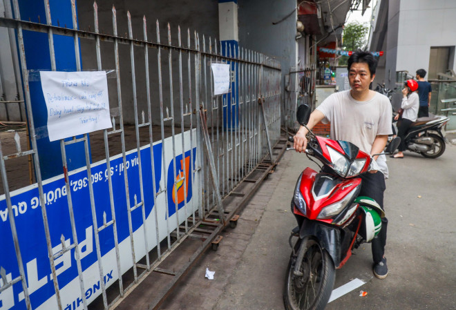 Cận cảnh cây xăng phải đóng cửa vì nguy cơ mất an toàn đường sắt Cát Linh-Hà Đông - 8