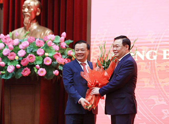 Ông Đinh Tiến Dũng nói gì khi nhậm chức Bí thư Thành ủy Hà Nội? - 3