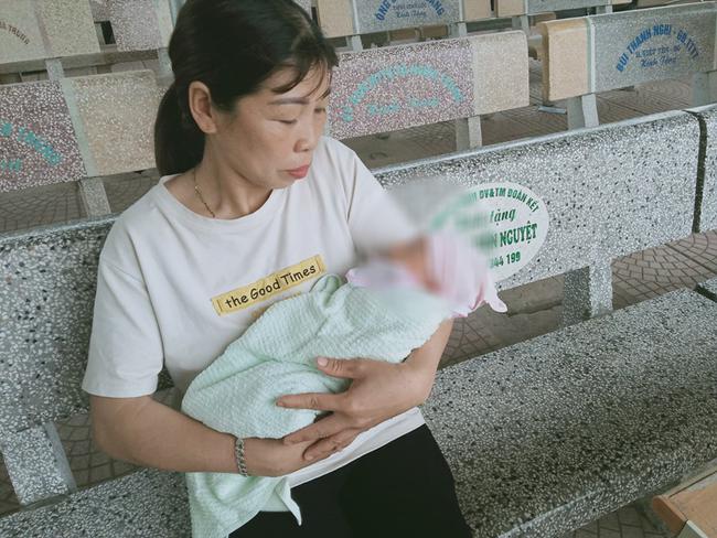 Tin tức 24h qua: Xin con nuôi không được, người phụ nữ bắt cóc bé gái khi mẹ bé đang ngủ - 3