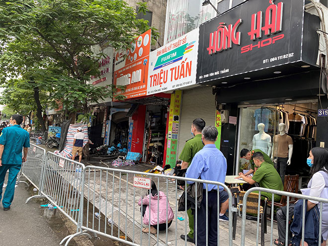 Vụ cháy 4 người chết ở Hà Nội: Cảnh tượng kinh hoàng trong đêm qua lời nhân chứng - 4
