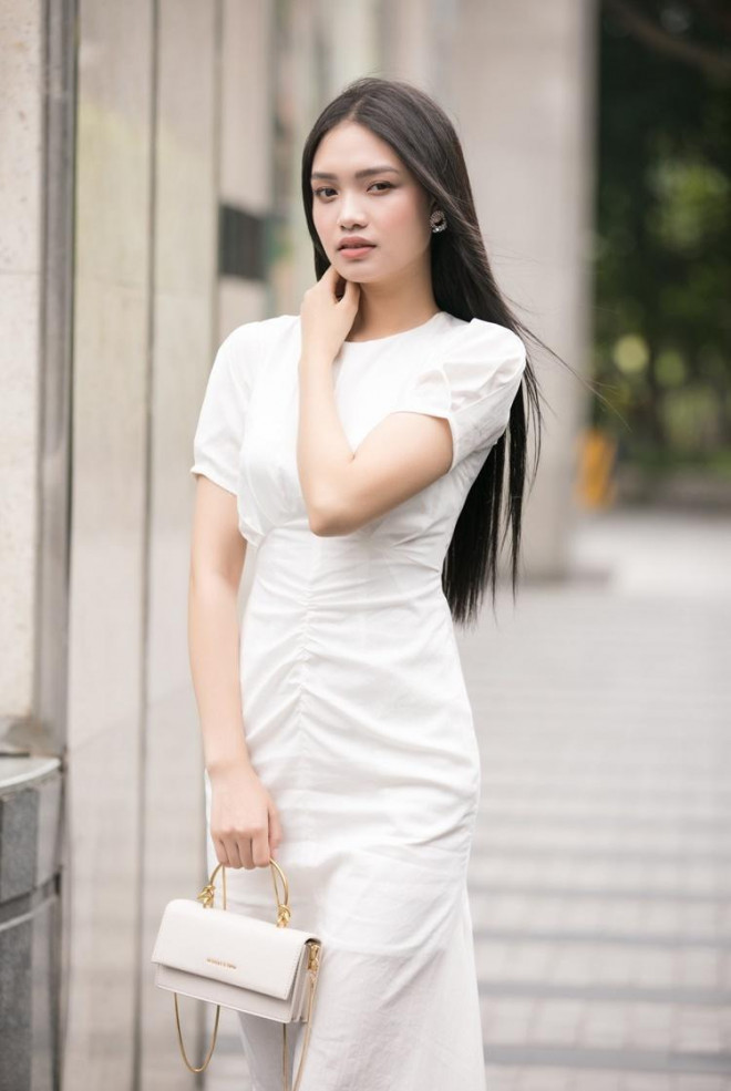 Vóc dáng nóng bỏng của Đỗ Thị Hà và những người đẹp xứ Thanh từng dự thi Hoa hậu Việt Nam - 9