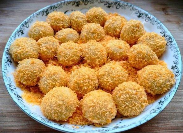 Biến tấu bánh trôi chiên, bánh trôi nhân dừa tươi cho Tết Hàn thực - 1