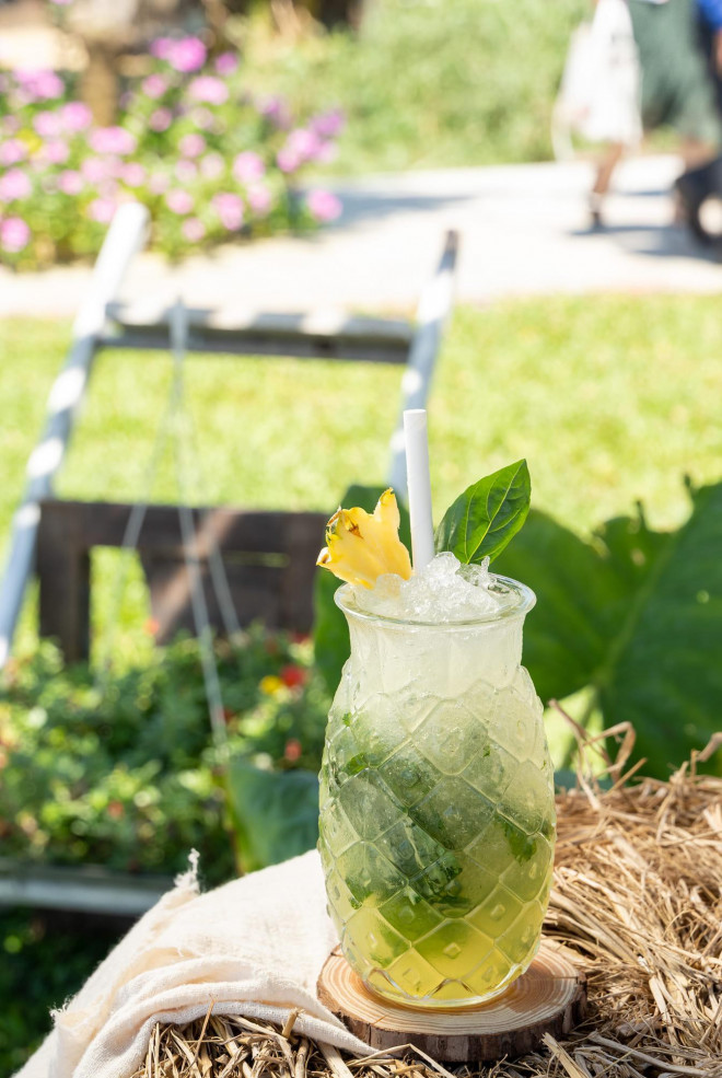 Những cửa tiệm cà phê có "view" độc đáo nhất phố cổ Hội An bạn không thể bỏ lỡ - 5