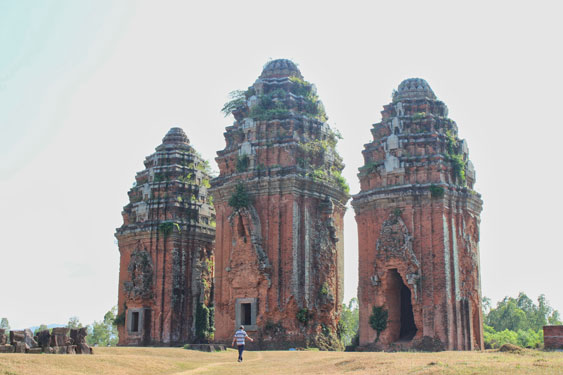 Mê hoặc tháp Chăm Bình Định - 4