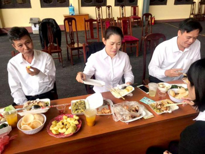 Nữ thẩm phán xinh đẹp kể hậu trường xử 2 cựu tướng công an - 2