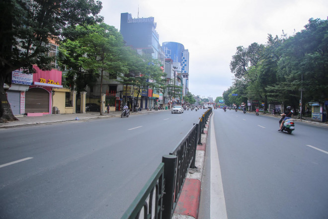 Phố phường Hà Nội khác lạ trong ngày Giỗ tổ Hùng Vương - 6