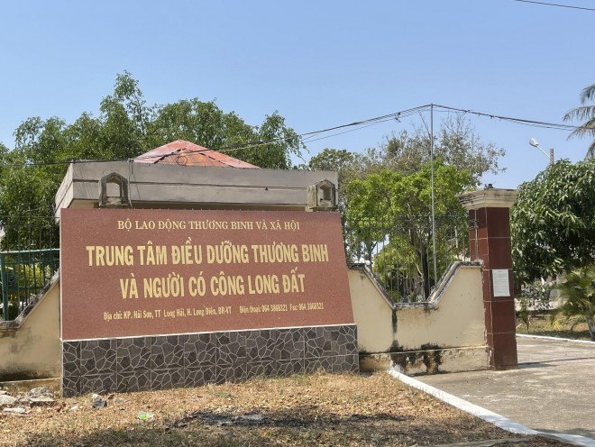 Tin tức 24h qua: Xe bán tải tông liên tiếp 5 xe cùng chiều trên phố Hà Nội - 3