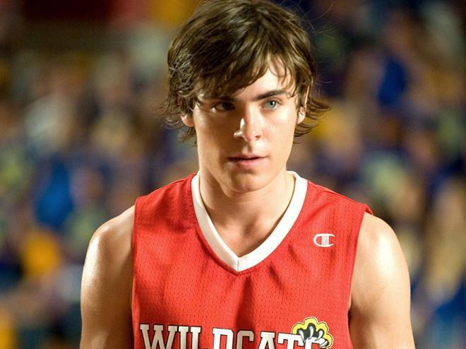 Fans tá hỏa vì gương mặt 'hoàng tử Disney' Zac Efron cứng đơ như búp bê Ken - 4