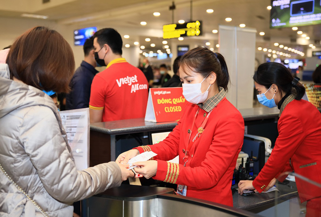 Yên tâm bay - Chung tay đẩy lùi dịch bệnh cùng Vietjet với Bảo hiểm “Bay An Toàn” - 4