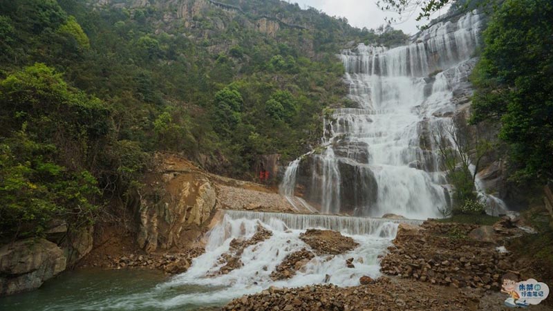 Thác nước cao nhất ở Trung Quốc, xuất hiện trở lại sau 60 năm khô cạn - 4