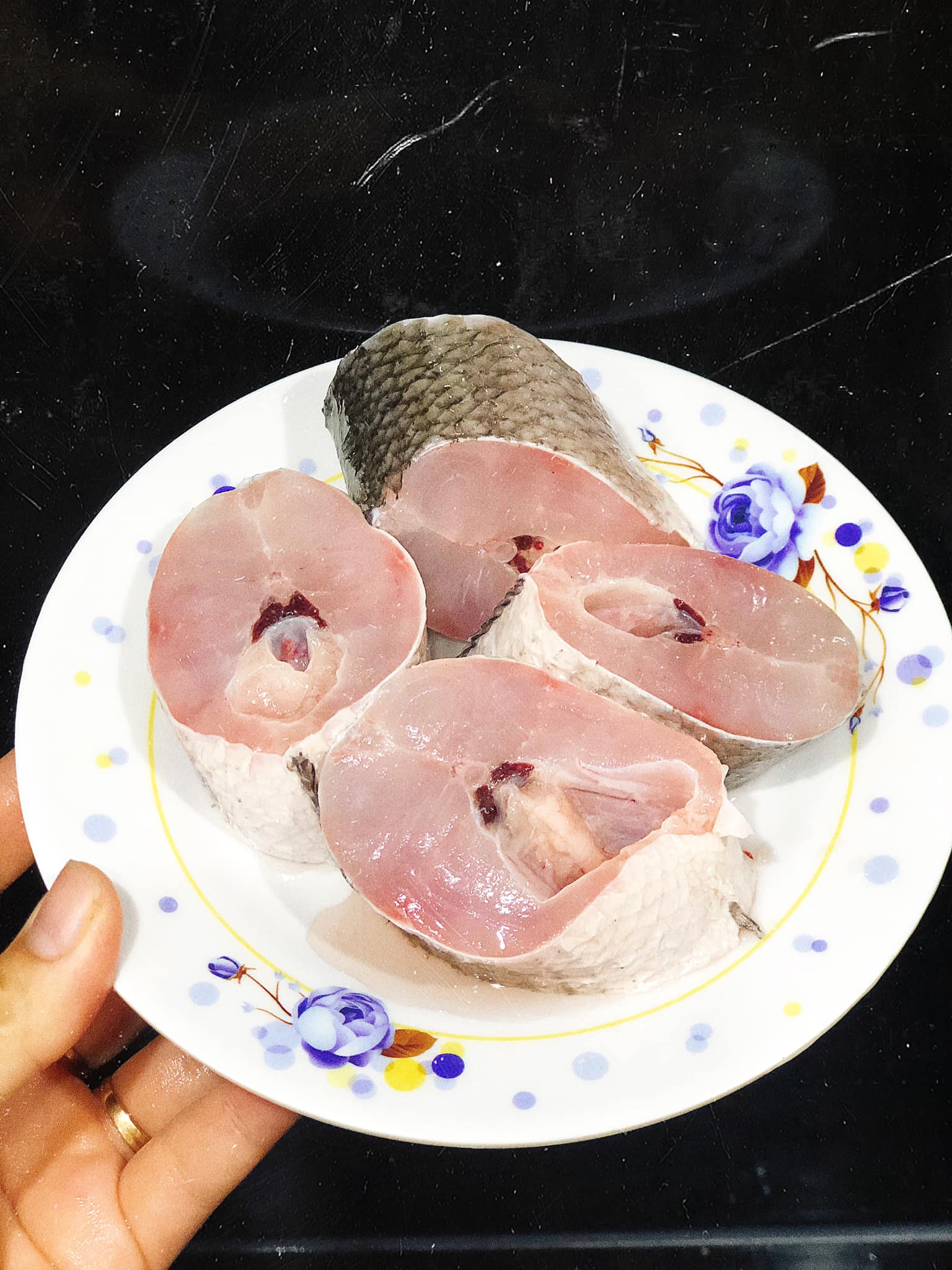 Muốn cá kho không tanh, chắc thịt, vị đậm đà phải có những gia vị này - 3