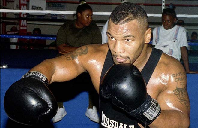 Nóng nhất thể thao tối 30/4: Mike Tyson từ chối đối đầu siêu võ sư Brazil - 1