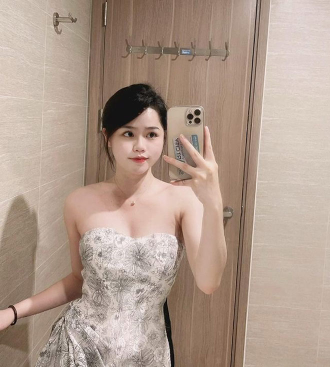 Chỉ với 15 giây khoe body nuột nà, bạn gái cũ Quang Hải khiến dân mạng xuýt xoa - 1