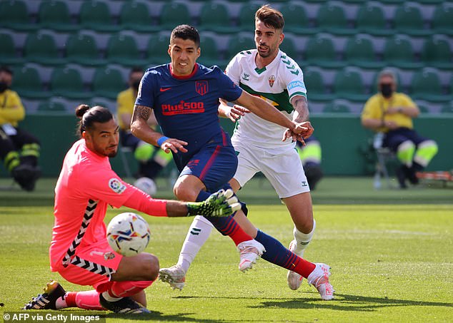 Video Elche - Atletico Madrid: Tiếc nuối Suarez, thót tim ...