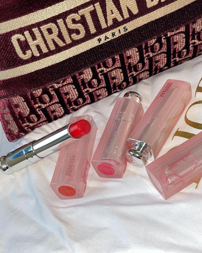 Jisoo BLACKPINK xuất hiện trở lại quảng bá cho Dior, soi kỹ thỏi son mới thấy điều bất ngờ - 5