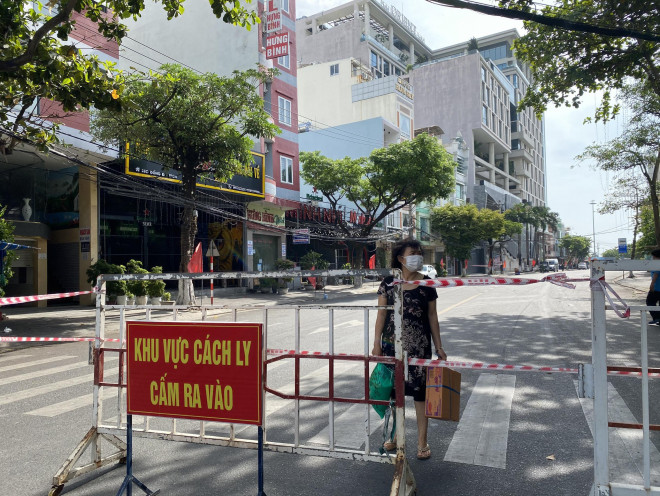 Đà Nẵng khẩn cấp phong tỏa khu dân cư quanh vũ trường New Phương Đông - 6