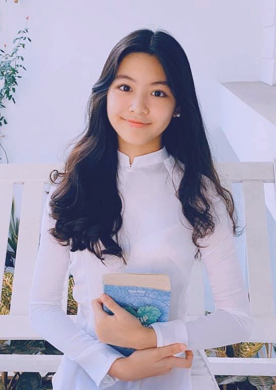 Con gái MC Quyền Linh cao 1,7m xinh như hoa hậu, fan nô nức xin làm rể - 7