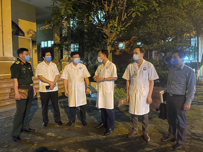 Vĩnh Phúc cách ly xã hội toàn thành phố Vĩnh Yên, tìm người đến BV Nhiệt đới Trung ương - 2