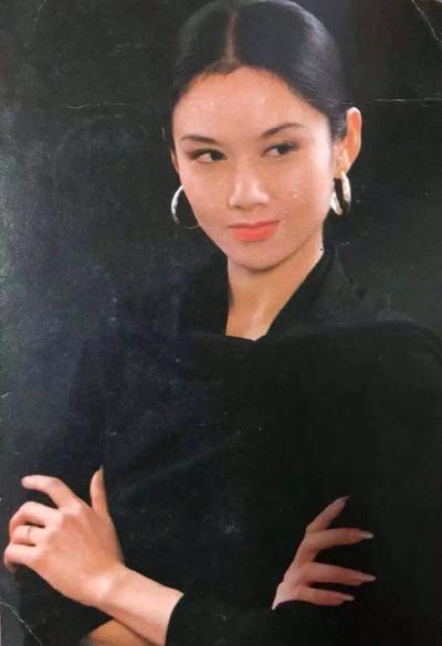 'Mai Siêu Phong' kinh điển không ăn cơm suốt 20 năm, trẻ đẹp khó tin ở tuổi ngoài 60 - 2