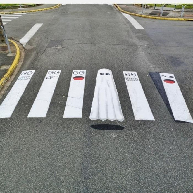 Những góc phố xấu xí trở nên đẹp lạ nhờ sáng tạo "lầy lội" của họa sĩ người Pháp - 5