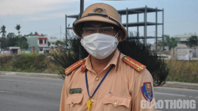 Phát hiện F1 qua chốt kiểm soát dịch ở cửa ngõ Quảng Nam - 7