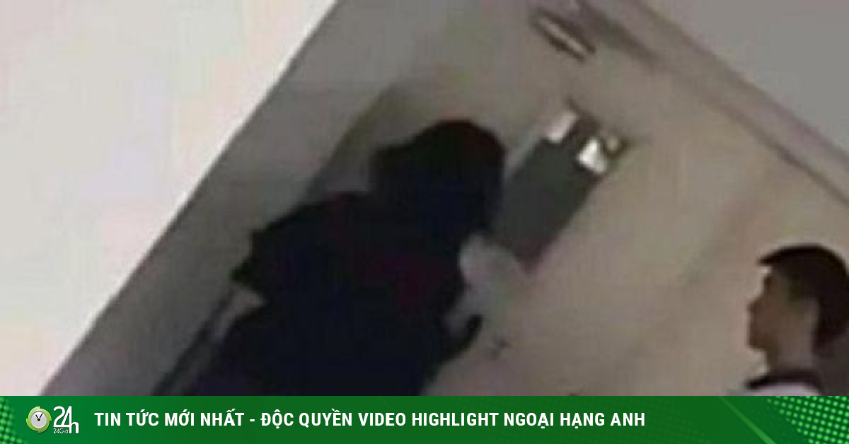 Để bạn trai thoải mái “động chạm”, nữ sinh cấp 2 bị cô giáo mắng té tát giữa lớp học