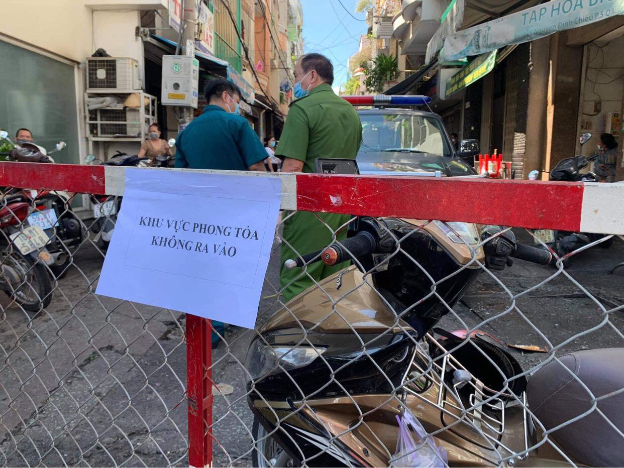 TP.HCM: 1 trường hợp nghi nhiễm COVID-19, từng đến Trung tâm y khoa Medic Hòa Hảo - 2