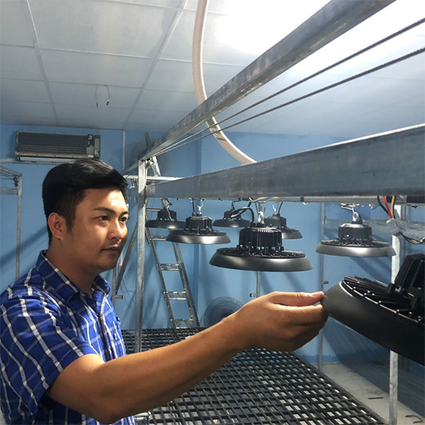 Nguyễn Ngọc Khánh: Nghiên cứu và khởi nghiệp thành công về phòng sinh trưởng cho cây giống - 3