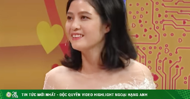 Thấy bạn gái nhầm ghế tình yêu thành giường, thanh niên nhân cơ hội “gạo nấu thành cơm”