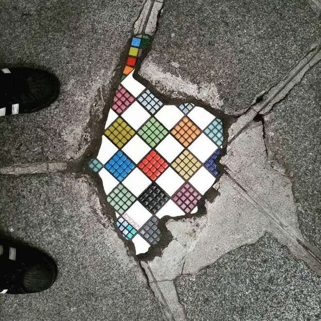 Biến ổ gà trên đường phố thành tác phẩm nghệ thuật: Anh tài là đây chứ đâu! - 26