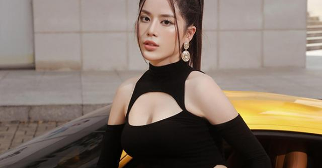 Gặp gỡ cô nàng hotgirl Phạm Hương sở hữu dàn “xế” khủng