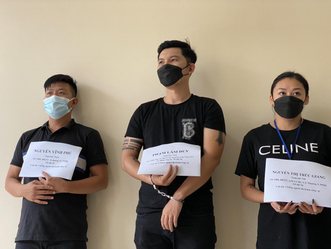 Thanh niên lái siêu xe Ferrari khai: Sau khi bị còng tay, không ai làm việc với tôi (?!) - 2