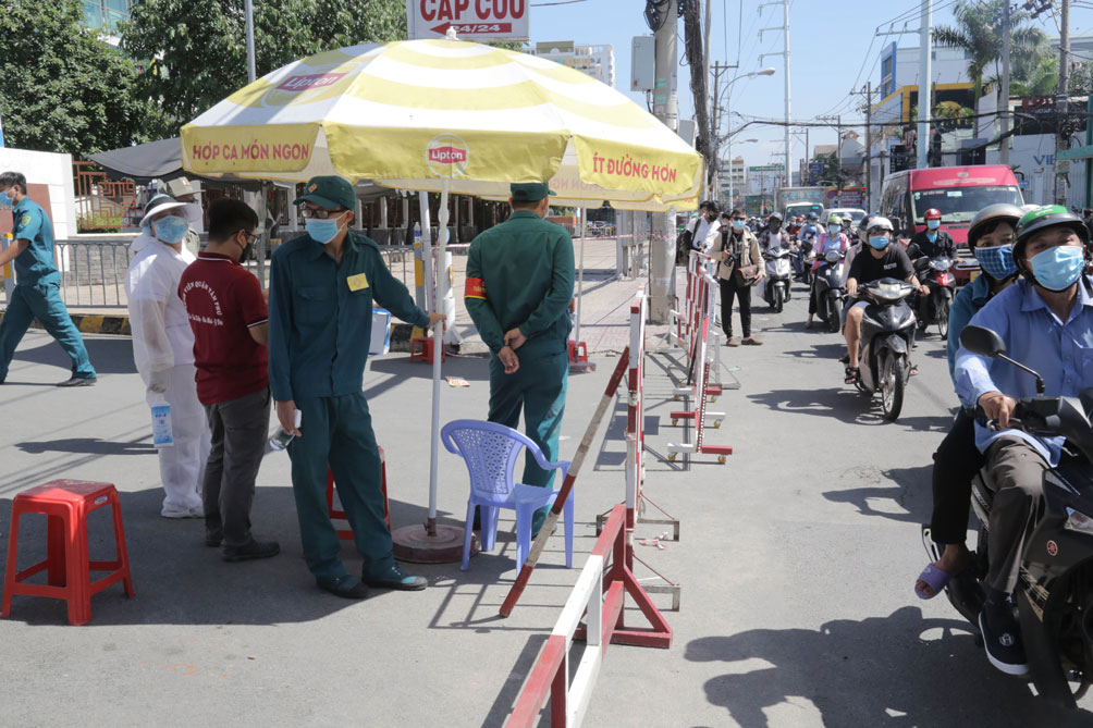 TP.HCM: Phong tỏa bệnh viện quận Tân Phú - 3