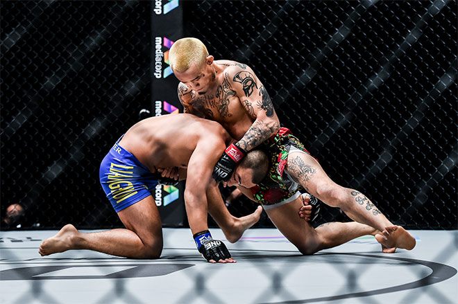 Vietnamese-born MMA fighter Anthony Do defeated a Chinese opponent with a dangerous blow - 6