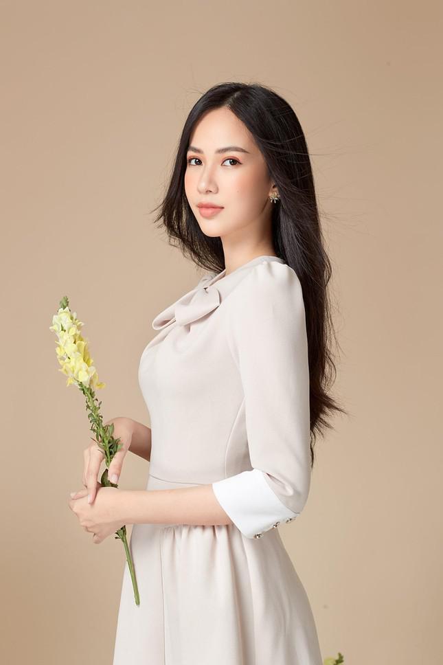 Người đẹp có làn da đẹp nhất HHVN 2020 tái xuất với vẻ đẹp trong veo tựa 'nàng thơ' - 1