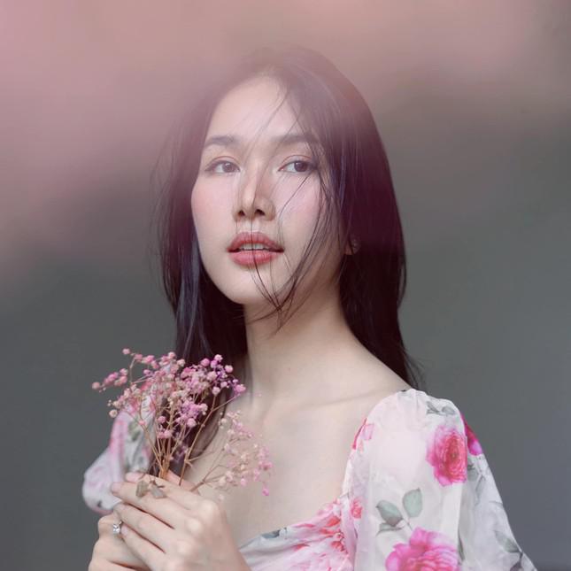 Người đẹp có làn da đẹp nhất HHVN 2020 tái xuất với vẻ đẹp trong veo tựa 'nàng thơ' - 6