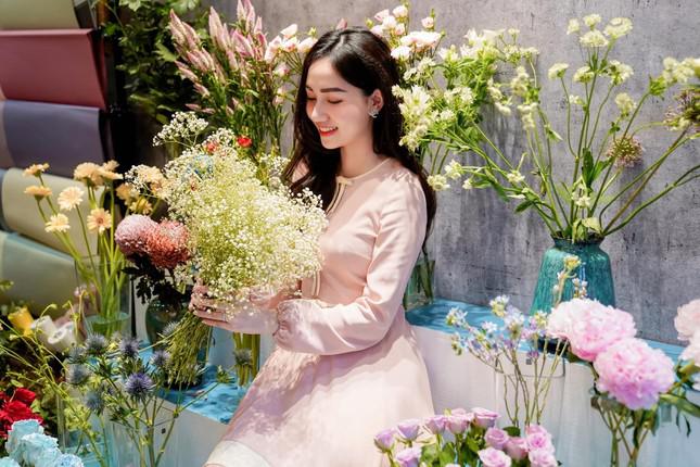 Người đẹp có làn da đẹp nhất HHVN 2020 tái xuất với vẻ đẹp trong veo tựa 'nàng thơ' - 7