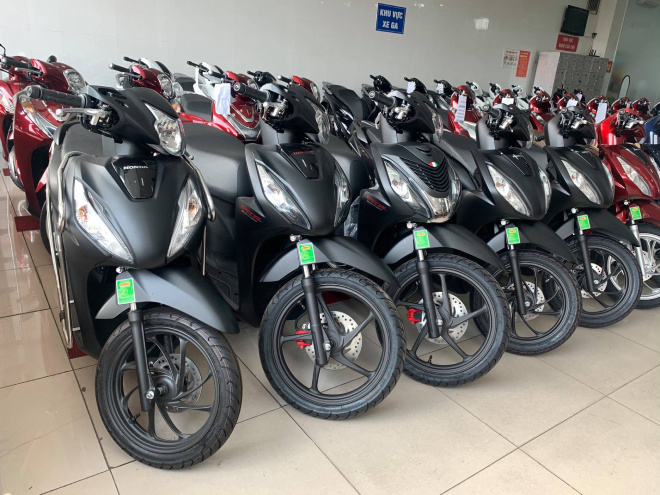 Giá xe Honda Vision 2021 khởi sắc đầu tháng 12 mức chênh khiến khách Việt  bất ngờ