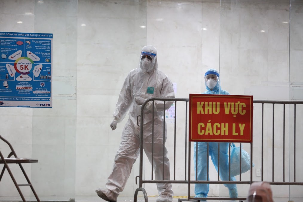 Hà Nội: Tạm phong toả chung cư Hemisco 2.000 hộ dân vì có ca dương tính SARS-CoV-2 - 4