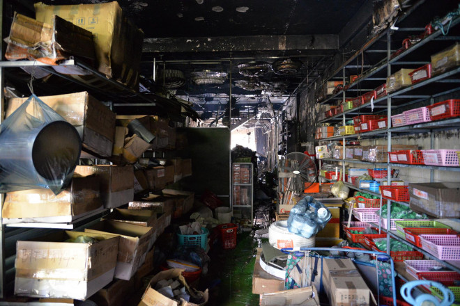 Hiện trường kinh hoàng vụ cháy nhà khiến 4 người tử vong - 4