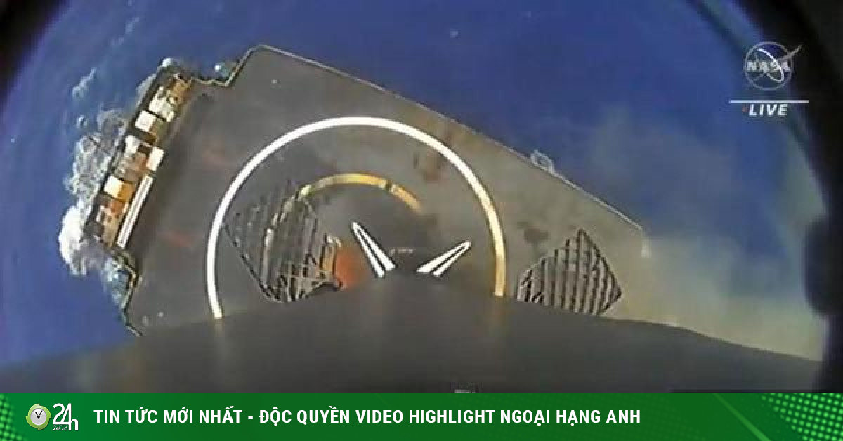 SpaceX phóng tên lửa thứ 17 lên trạm vũ trụ, hạ cánh trên biển
